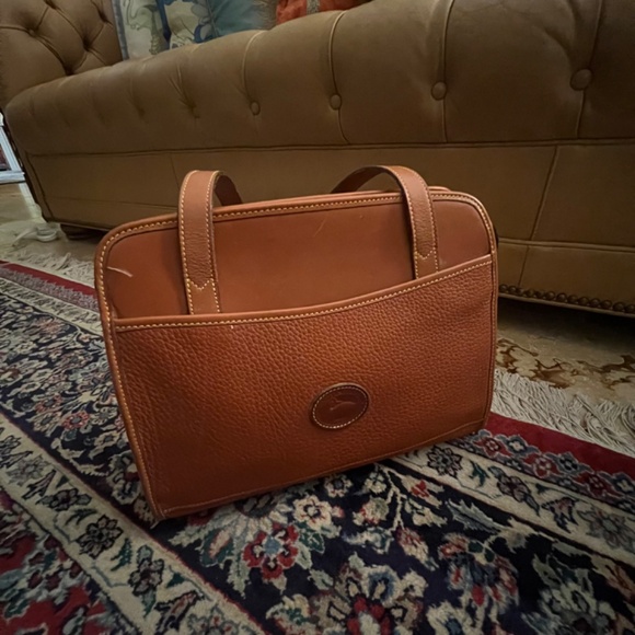Dooney & Bourke East West Tote All Weather Leather Pebbled British Tan Vintage - Picture 15 of 16